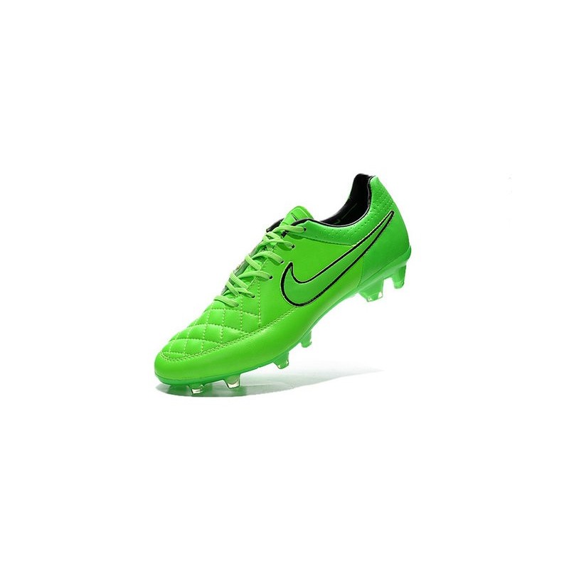 chaussures foot nike tiempo