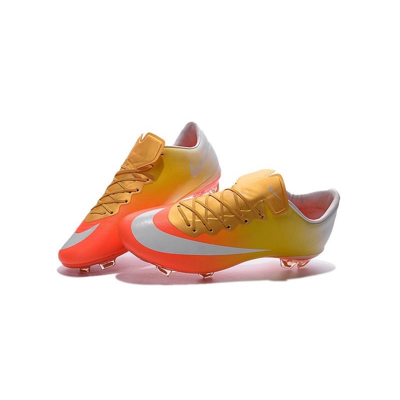 crampon nike blanc et orange