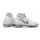 Crampons Nouvelles Nike Phantom Vision Elite DF FG Blanc