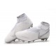 Crampons Nouvelles Nike Phantom Vision Elite DF FG Blanc