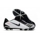 Crampon Nouveaux Nike Phantom Vnm Elite FG Blanc Noir