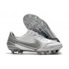 Crampon Nike Tiempo Legend 9 Elite FG Blanc Gris