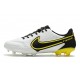 Crampon Nike Tiempo Legend 9 Elite FG Blanc Gris Foncé Noir Jaune Strike