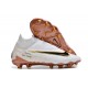 Chaussure de foot Nike Phantom GX Elite DF FG Blanc Or