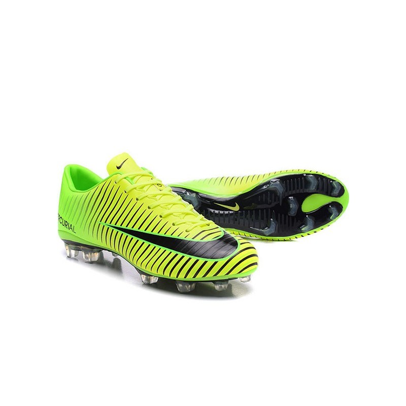 crampon vert nike