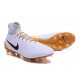 Chaussures de football pour Hommes Nike Magista Obra II FG Blanc Or