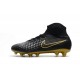 Chaussures de football pour Hommes Nike Magista Obra II FG Noir Or 