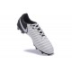 Nouvelle chaussure de foot Nike Tiempo Legend 7 FG Noir Blanc