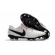 Nouvelle chaussure de foot Nike Tiempo Legend 7 FG Blanc Noir