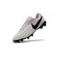 Nouvelle chaussure de foot Nike Tiempo Legend 7 FG Blanc Noir