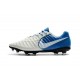 Nouvelle chaussure de foot Nike Tiempo Legend 7 FG Blanc Bleu