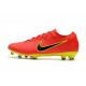 Crampons Pour Hommes - Nike Mercurial Vapor Flyknit Ultra FG Rouge Jaune Noir