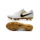 Nouveau Crampons foot Nike Tiempo Legend VII FG Blanc Or Noir