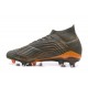 adidas Predator 18.1 FG - Chaussures de Football Adidas Olive Noir Orange Vif