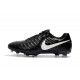 Nouveau Crampons foot Nike Tiempo Legend VII FG Noir Blanc