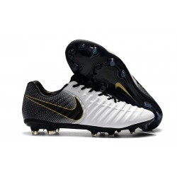 Chaussures de Football Nike pour Hommes - Nike Tiempo Legend 7 FG