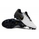 Chaussures de Football Nike pour Hommes - Nike Tiempo Legend 7 FG